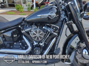 2018 Harley-Davidson® Heritage Classic thumb 2