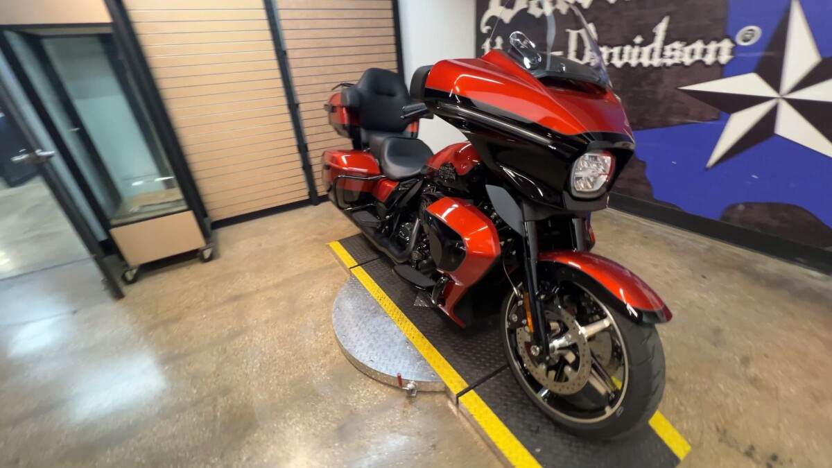 2025 Harley-Davidson Street Glide Ultra FLHXU - Photo 6