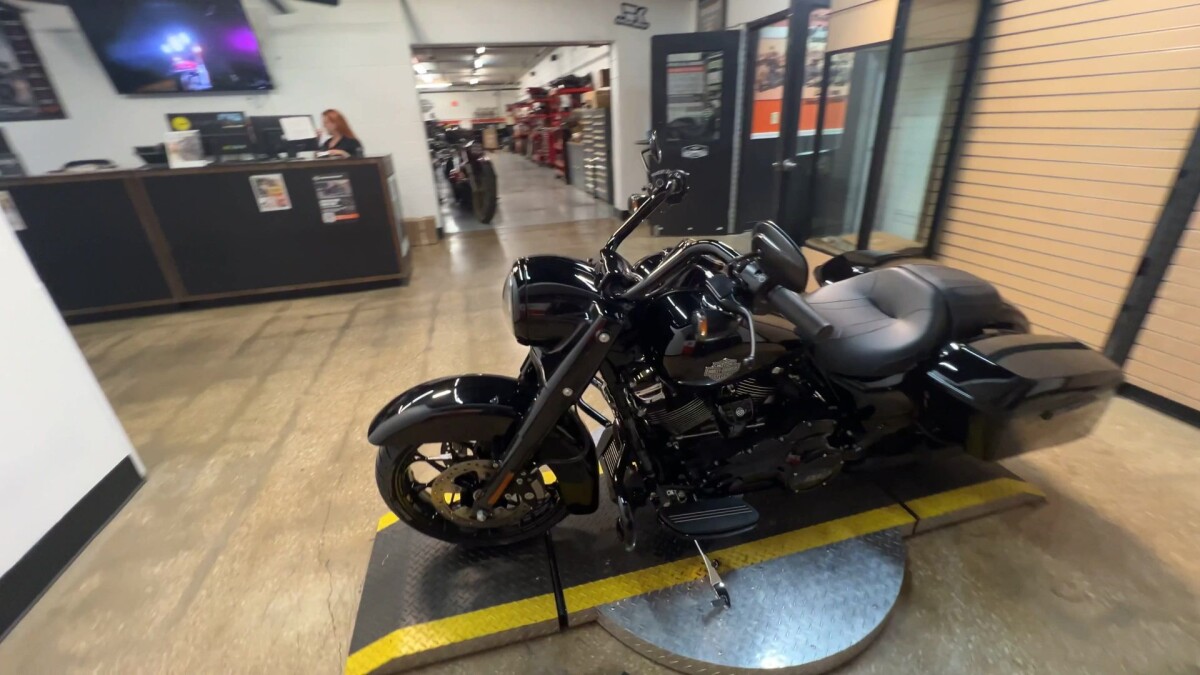 2025 Harley-Davidson Road King Special FLHRXS - Photo 8