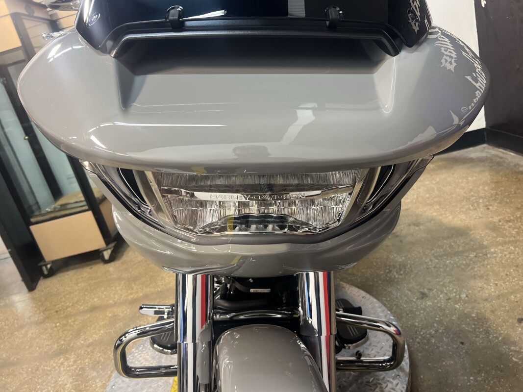 2025 Harley-Davidson Road Glide FLTRX - Photo 10