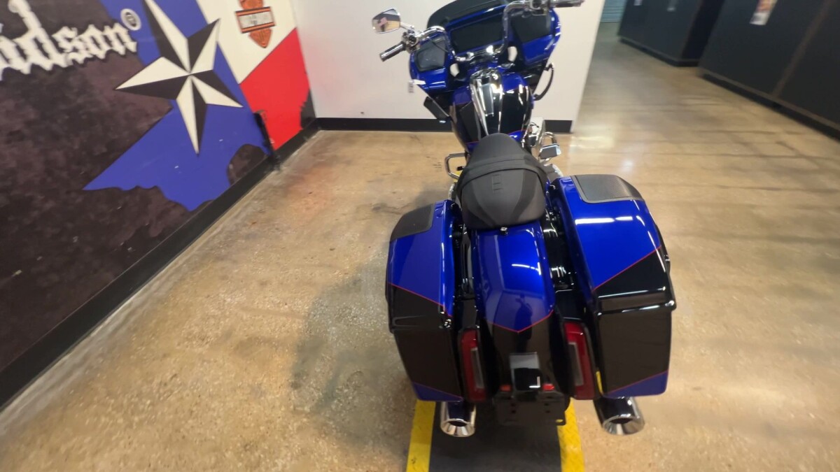 2025 Harley-Davidson CVO Road Glide FLTRXSE - Photo 3