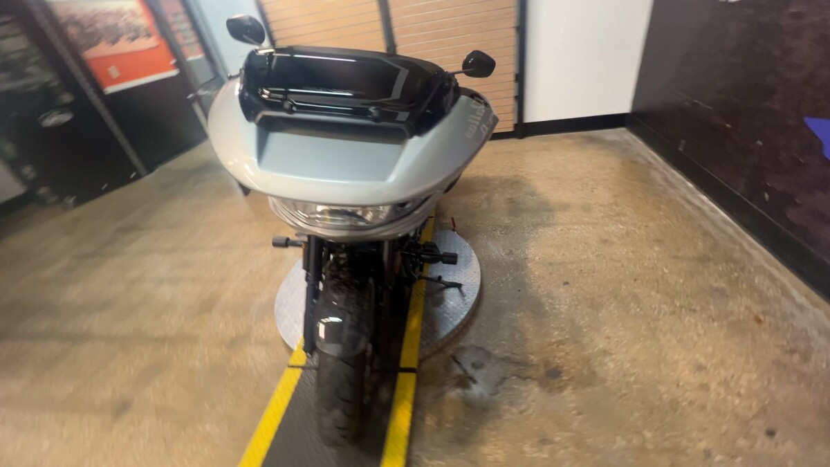 2025 Harley-Davidson CVO Road Glide ST FLTRXSTSE - Photo 7