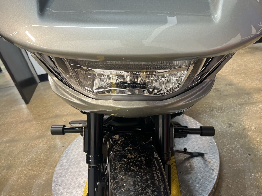 2025 Harley-Davidson CVO Road Glide ST FLTRXSTSE - Photo 10