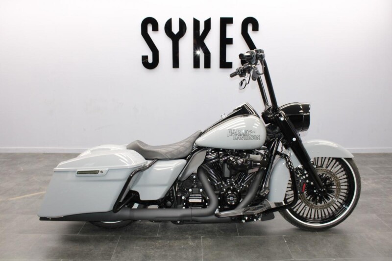 2025 Harley-Davidson Road King Special Billiard Gray