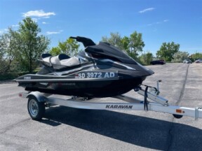 2017 WaveRunner® VX Cruiser HO thumb 1