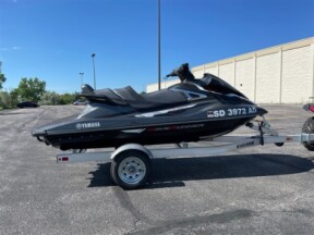 2017 WaveRunner® VX Cruiser HO thumb 0