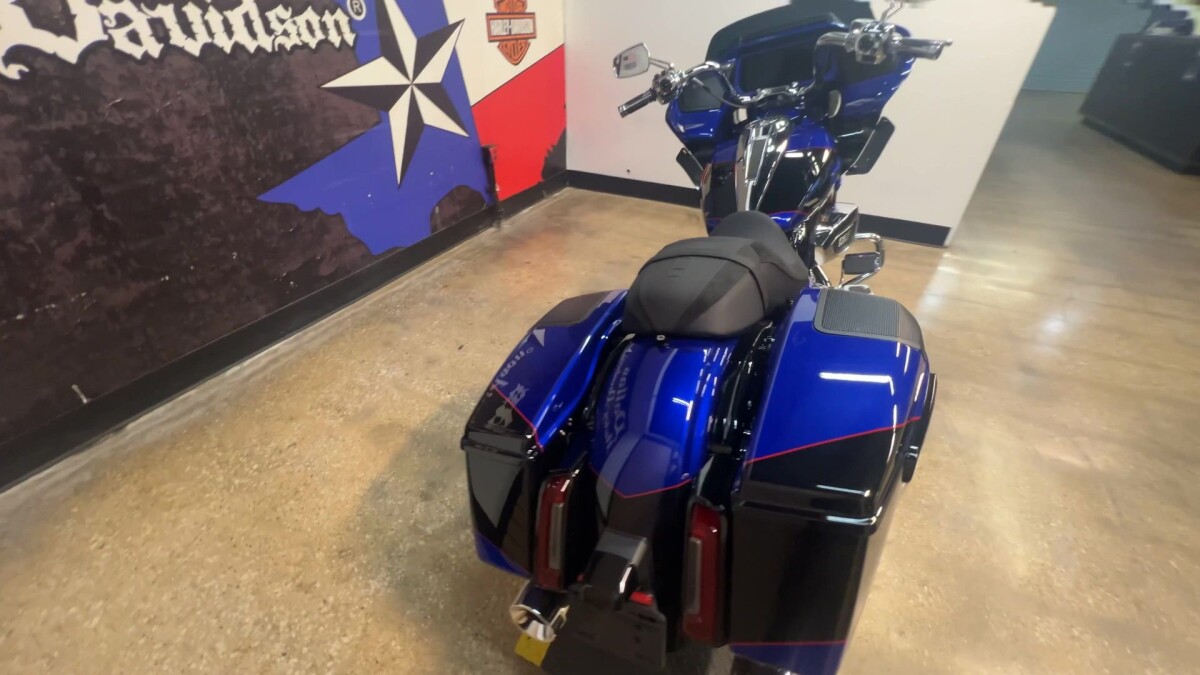 2025 Harley-Davidson CVO Road Glide FLTRXSE - Photo 3