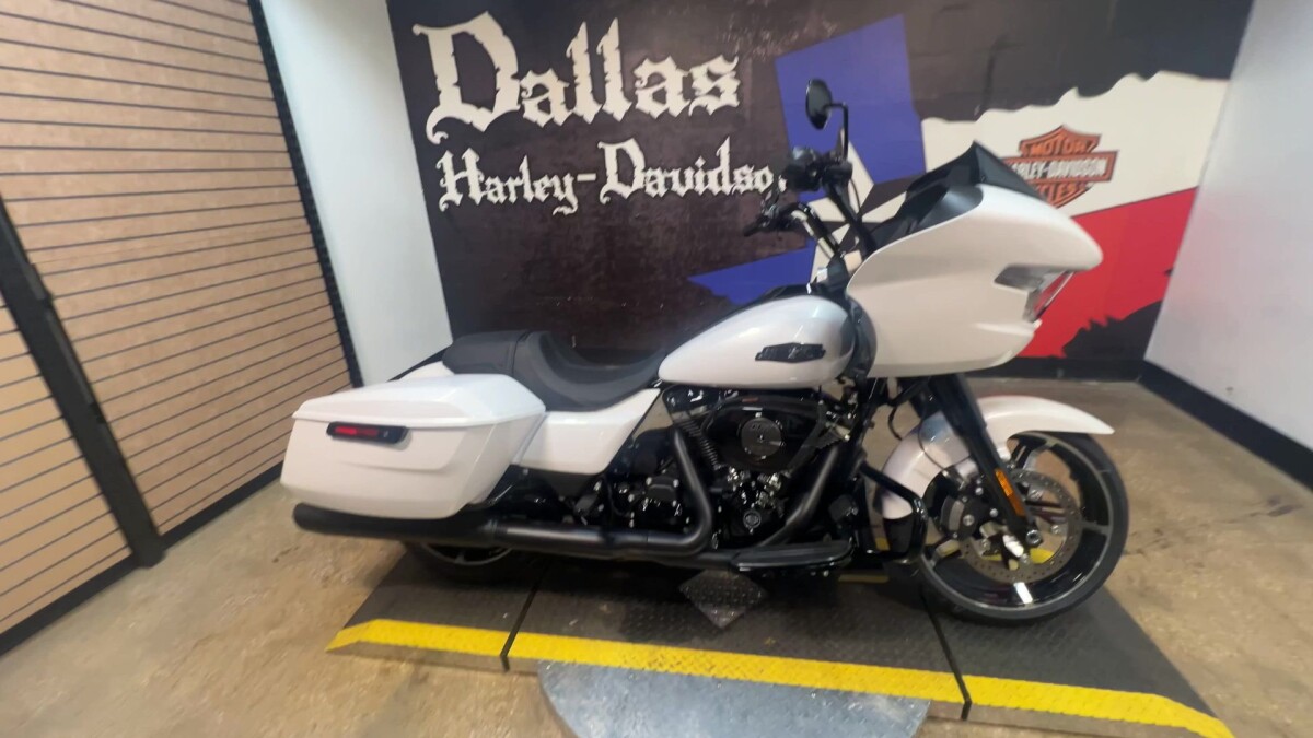 2025 Harley-Davidson Road Glide FLTRX - Photo 5
