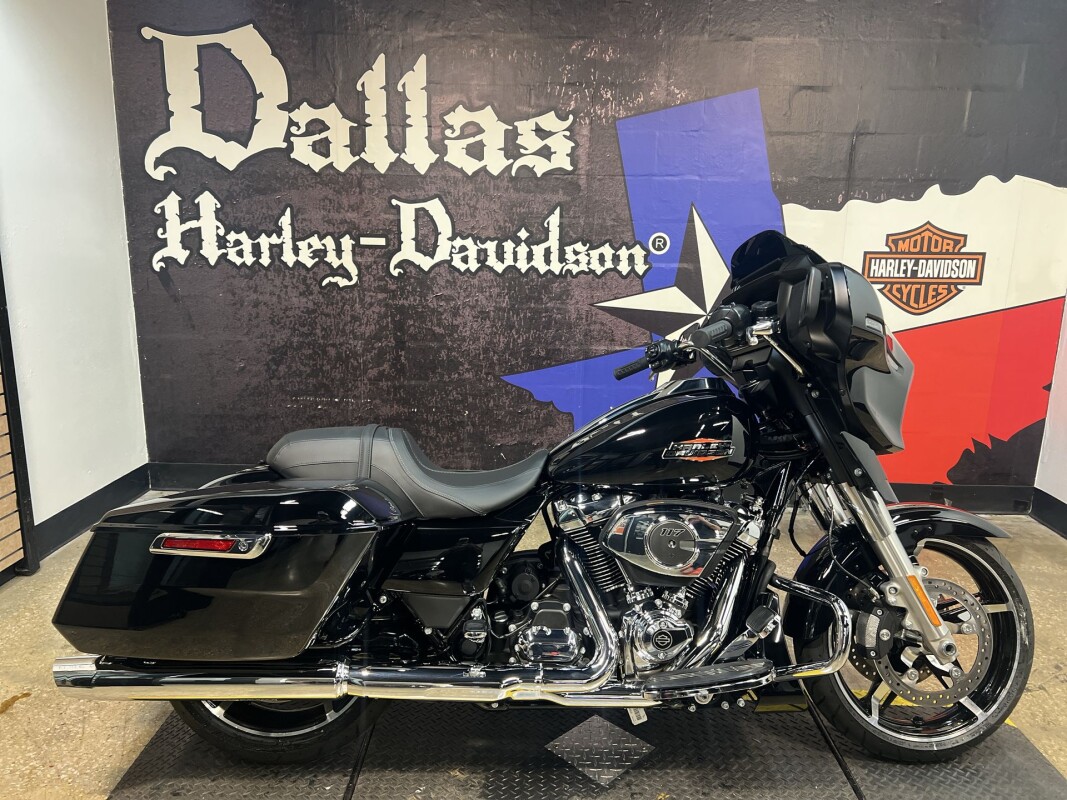 2025 Harley-Davidson Street Glide FLHX