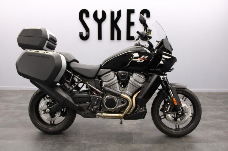 New Harley-Davidson RA1250 Pan America 1250 in Vivid Black