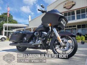 2015 Harley-Davidson® Road Glide® Special thumb 2