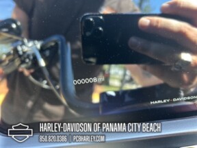 2025 Harley-Davidson® Road Glide™ thumb 1
