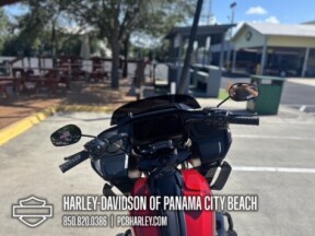 2025 Harley-Davidson® Road Glide™ thumb 2
