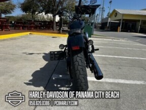 2025 Harley-Davidson® Street Bob™ thumb 2
