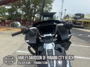 2025 Harley-Davidson® Road Glide™ thumb 2