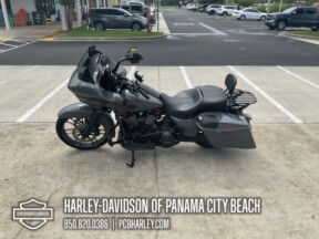 2018 Harley-Davidson® CVO™ Road Glide® thumb 0