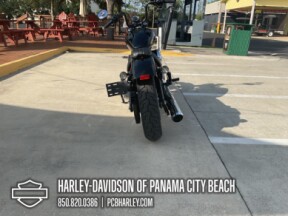 2025 Harley-Davidson® Street Bob™ thumb 2