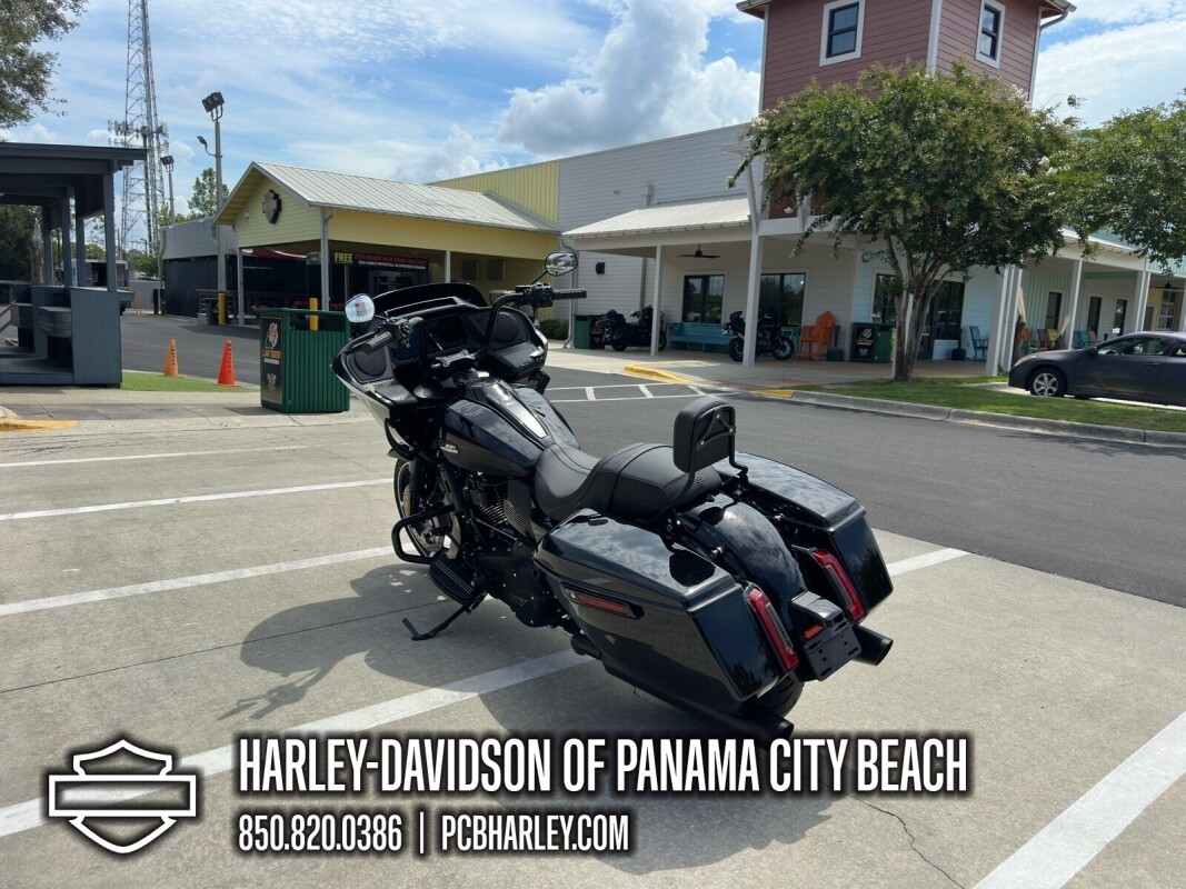 2025 Harley-Davidson Road Glide - Photo 4