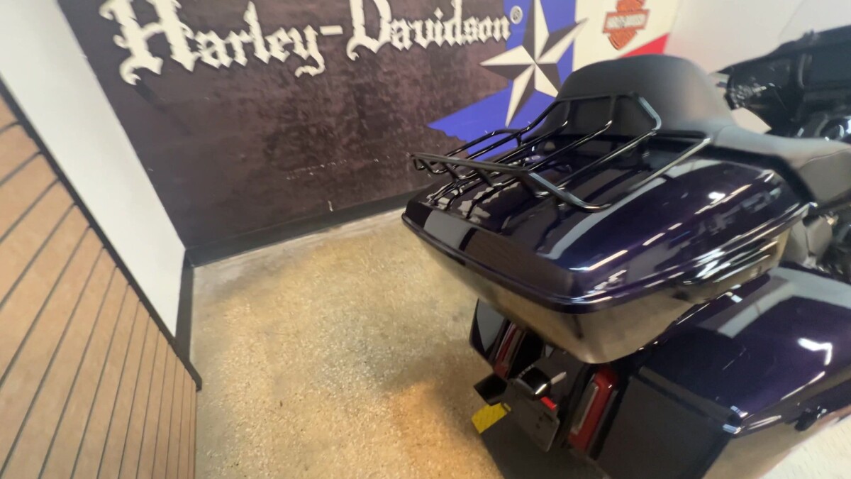 2025 Harley-Davidson Street Glide Ultra FLHXU - Photo 3