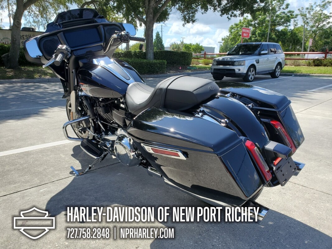 2025 Harley-Davidson Street Glide - Photo 10