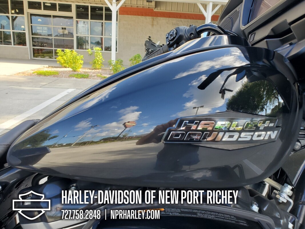 2025 Harley-Davidson Street Glide - Photo 4