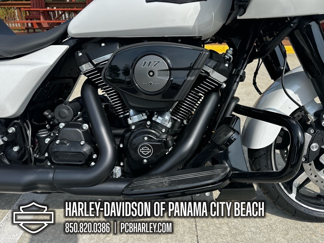 2025 Harley-Davidson® Road Glide™, photo 9