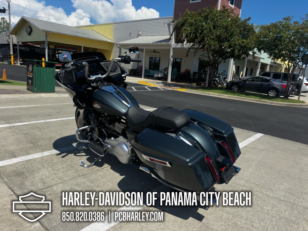 2025 Harley-Davidson Road Glide - Photo 4
