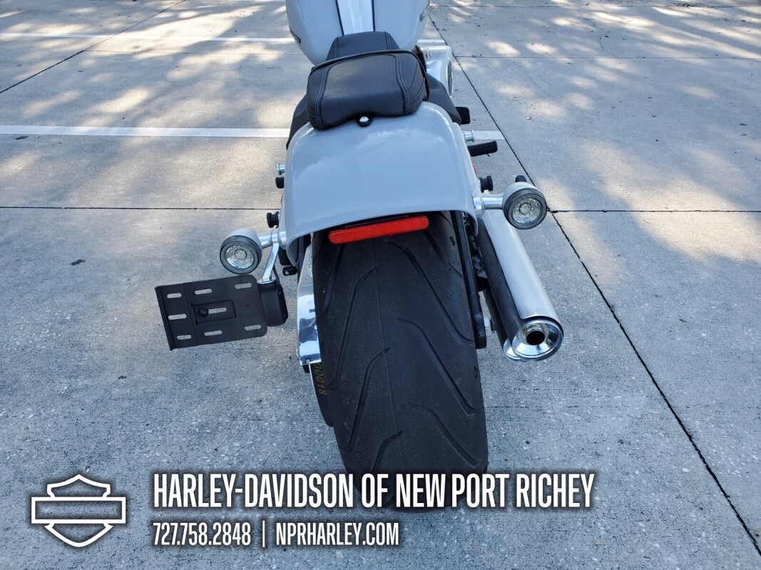 2025 Harley-Davidson Breakout - Photo 8