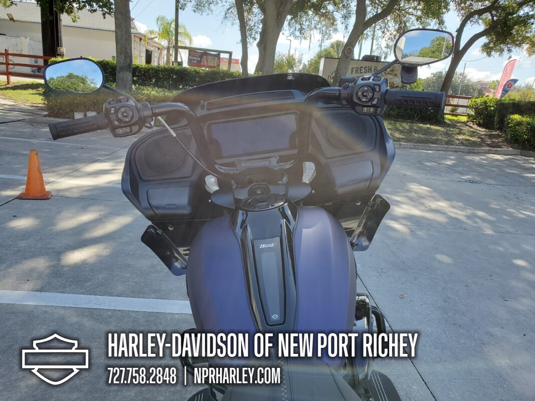 2025 Harley-Davidson Road Glide - Photo 9