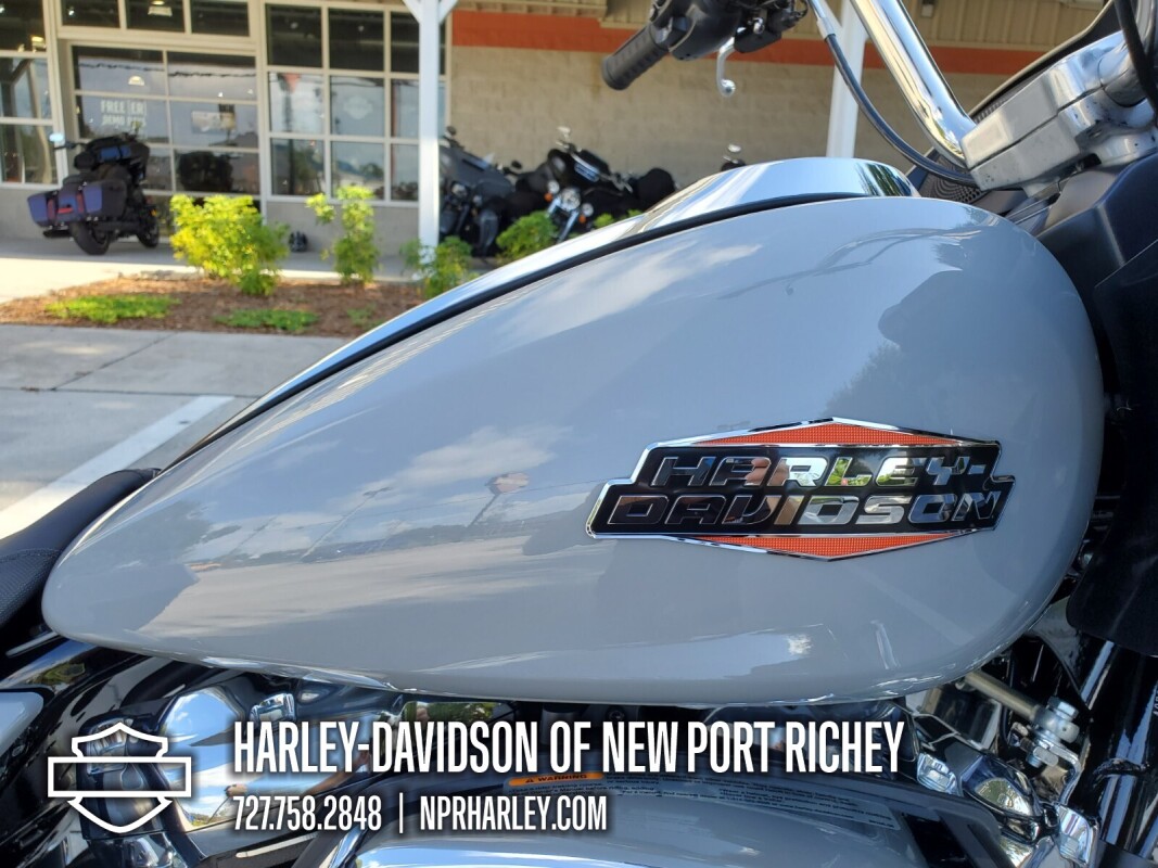 2025 Harley-Davidson Road Glide - Photo 4
