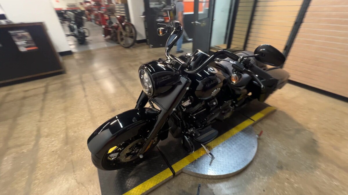 2025 Harley-Davidson Road King Special FLHRXS - Photo 8