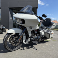 2021 Harley-Davidson® CVO™ Road Glide™ Gris thumb 2