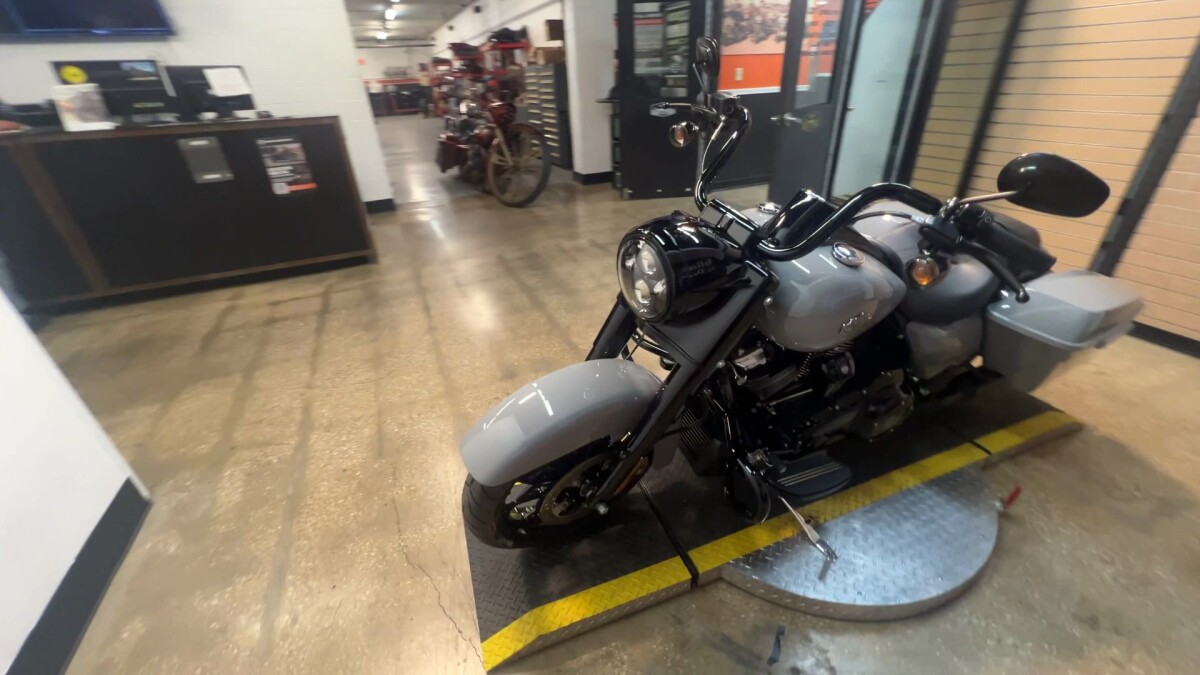 2025 Harley-Davidson Road King Special FLHRXS - Photo 8