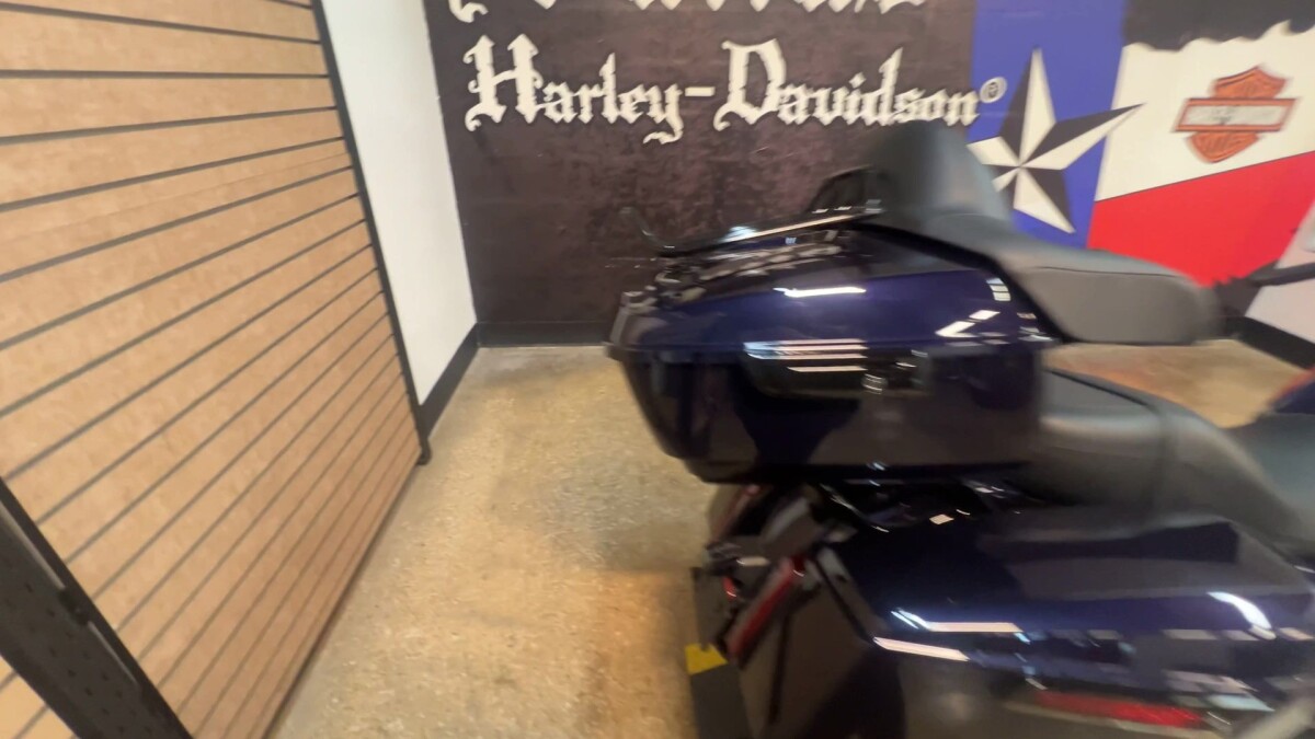 2025 Harley-Davidson Street Glide Ultra FLHXU - Photo 4