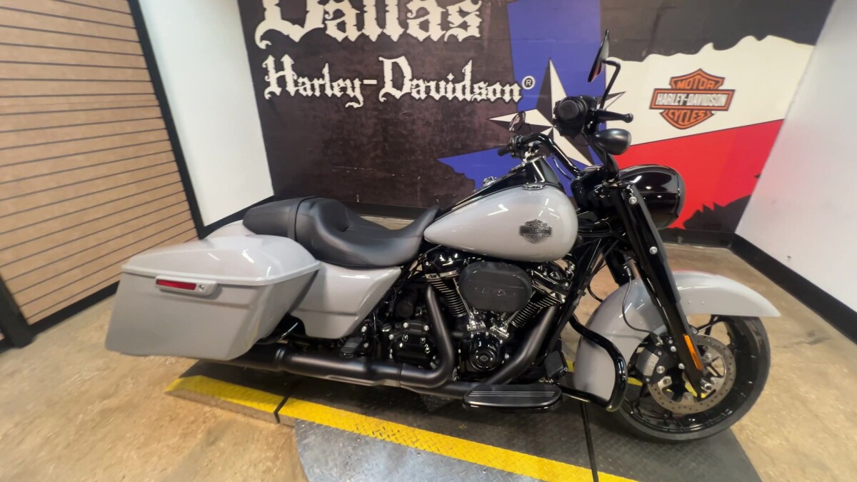 2025 Harley-Davidson Road King Special FLHRXS - Photo 5