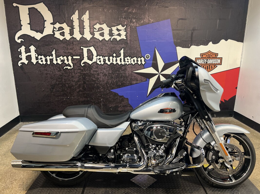 2025 Harley-Davidson Street Glide FLHX
