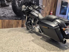 MY22 Harley-Davidson Road Glide® Special FLTRXS MATT BLACK thumb 2