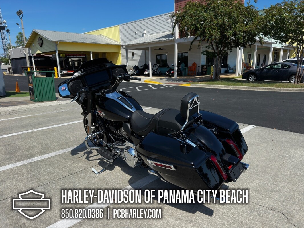 2025 Harley-Davidson Street Glide - Photo 4