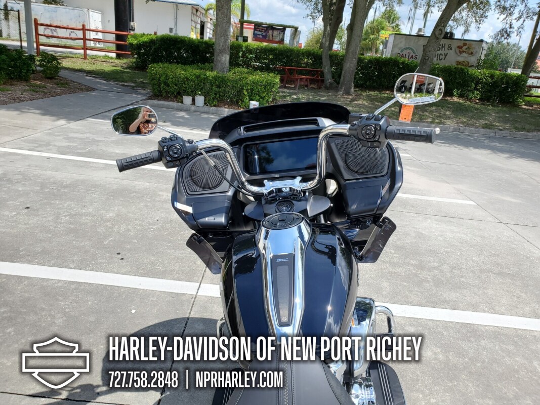 2025 Harley-Davidson Road Glide - Photo 8
