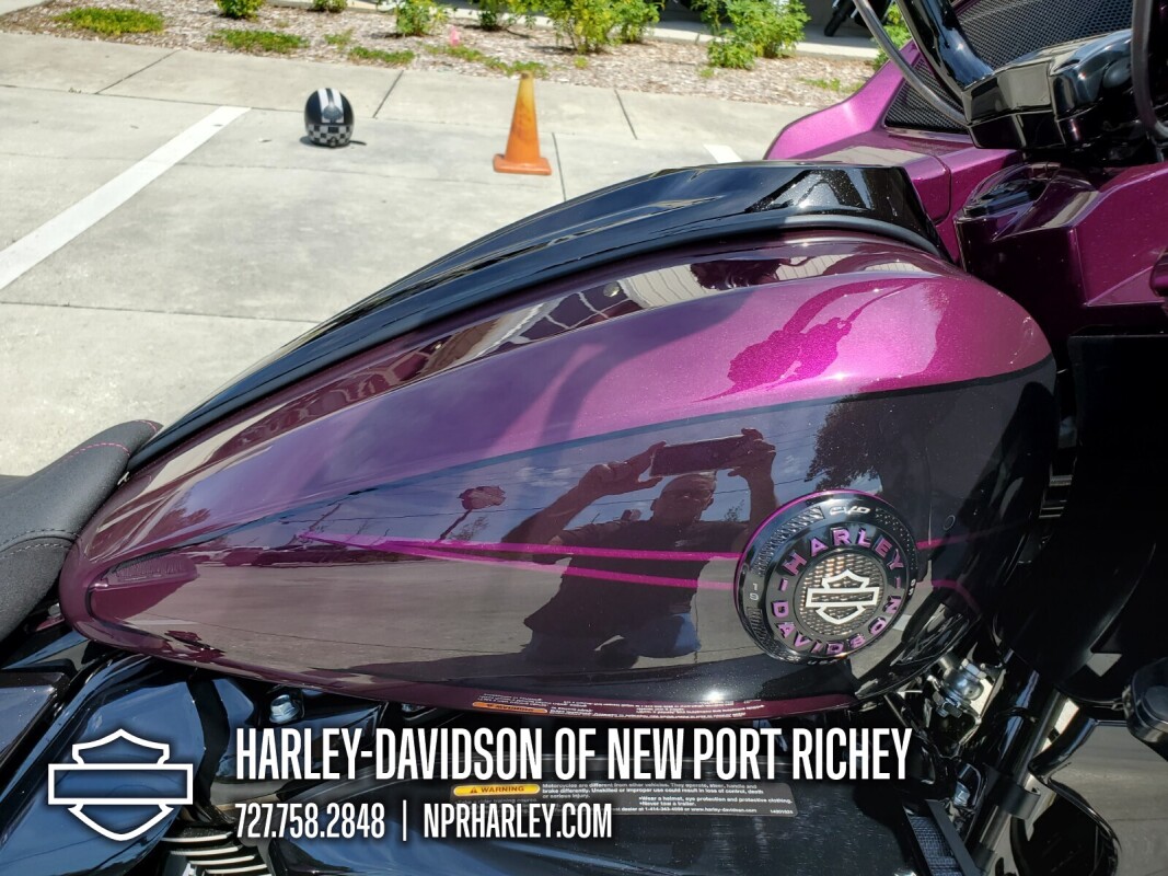 2025 Harley-Davidson CVO Road Glide - Photo 4
