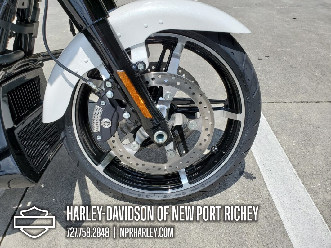 2025 Harley-Davidson Street Glide - Photo 3