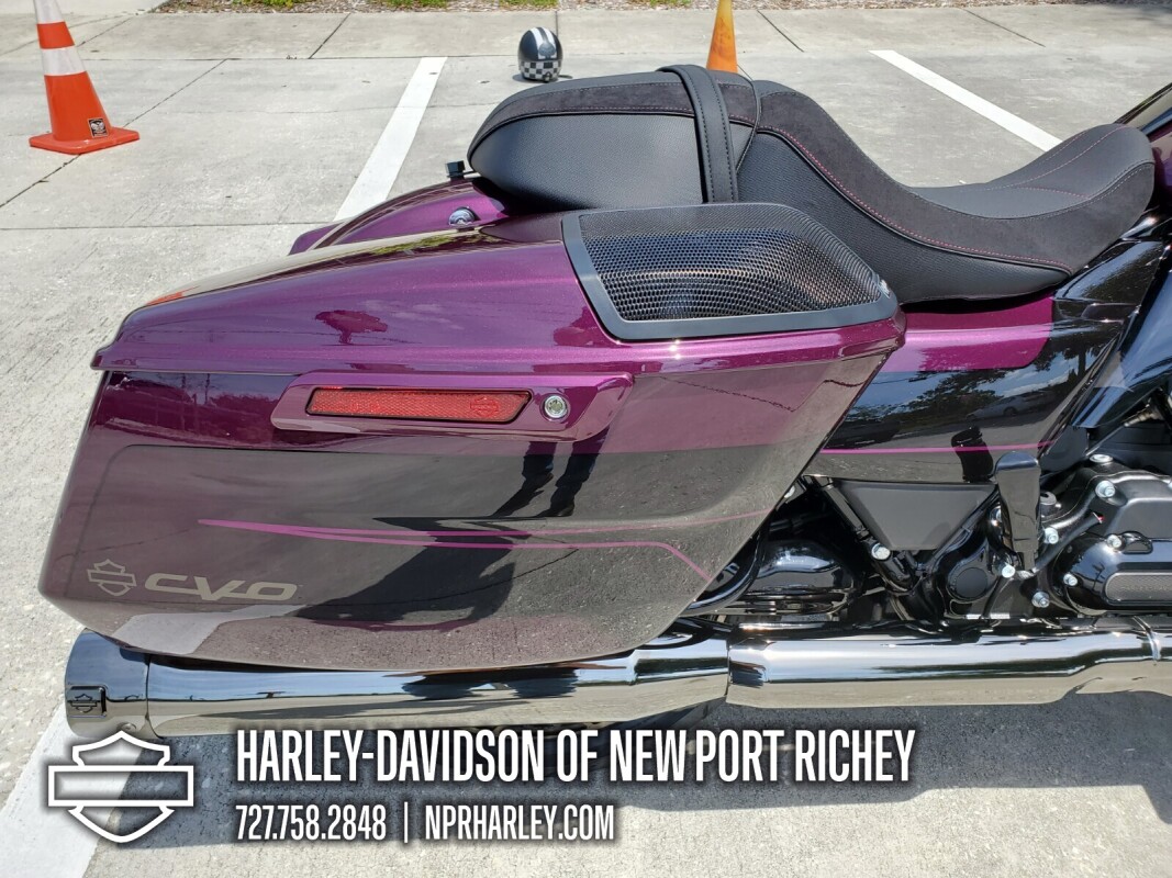 2025 Harley-Davidson CVO Road Glide - Photo 6