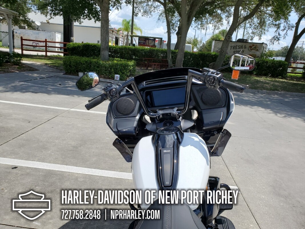 2025 Harley-Davidson Road Glide - Photo 8
