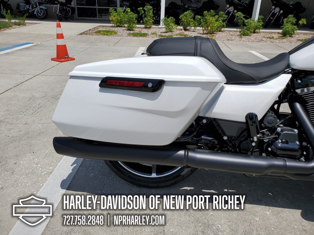 2025 Harley-Davidson Road Glide - Photo 6