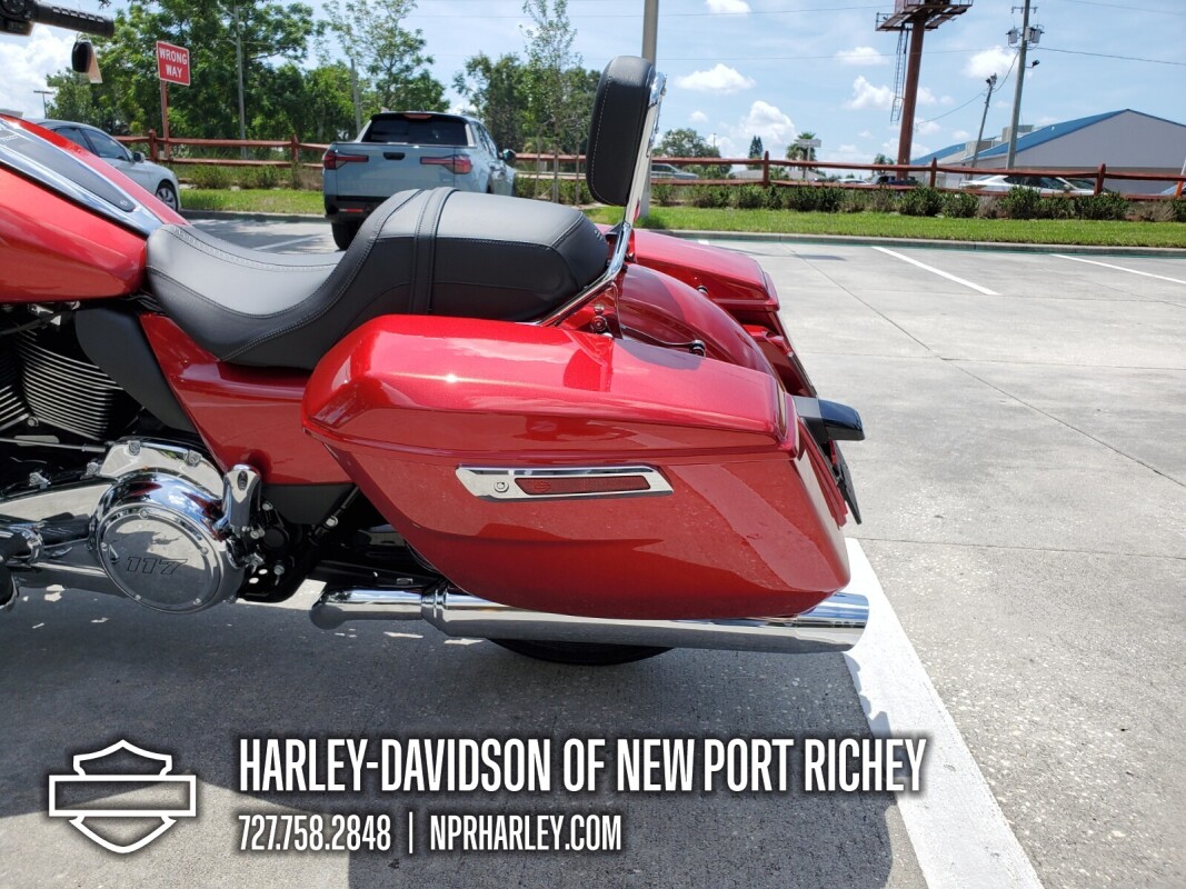 2025 Harley-Davidson Street Glide - Photo 9