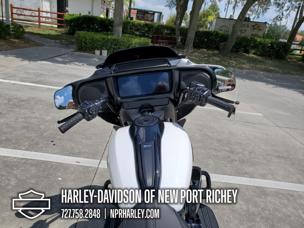 2025 Harley-Davidson Street Glide - Photo 8