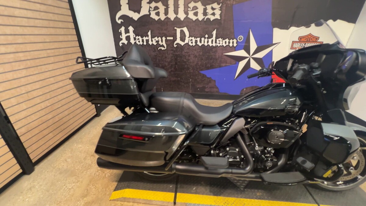 2025 Harley-Davidson Street Glide Ultra FLHXU - Photo 4