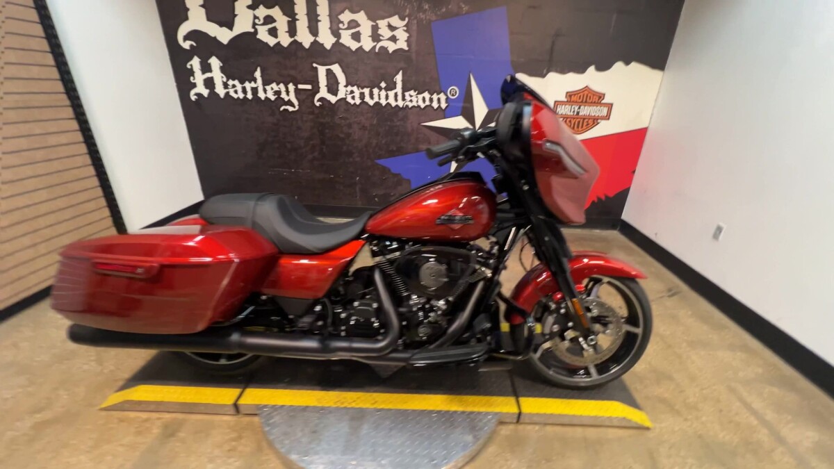 2025 Harley-Davidson Street Glide FLHX - Photo 5