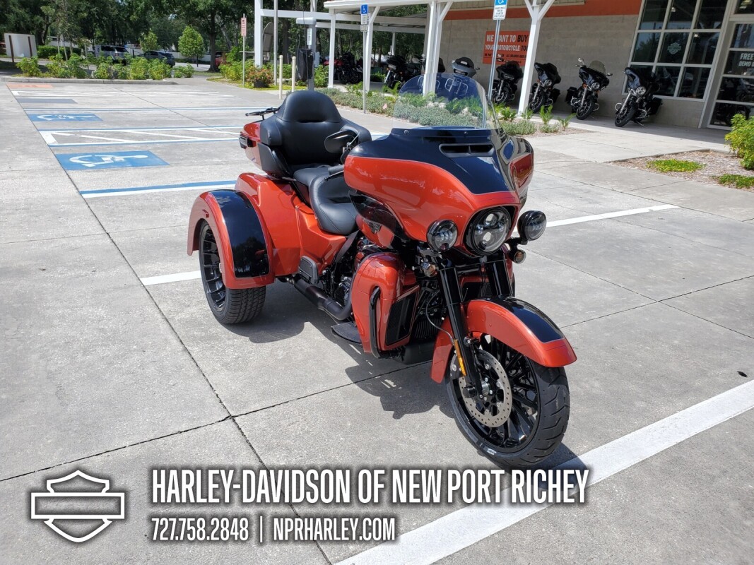 2025 Harley-Davidson Tri Glide Ultra - Photo 3