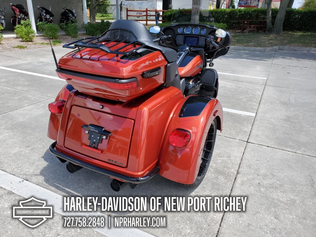 2025 Harley-Davidson Tri Glide Ultra - Photo 9